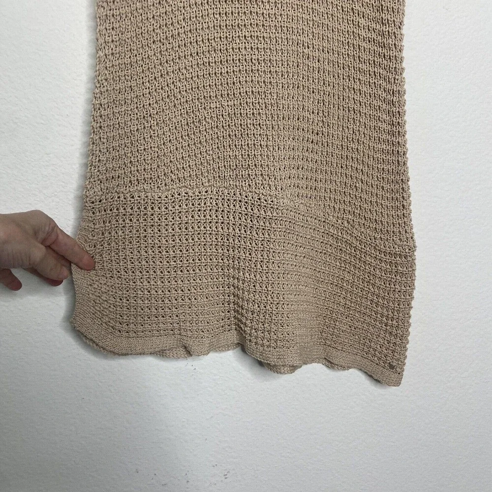 One Grey Day Sleeveless Asymmetric Hem Crochet Tunic Sweater L
